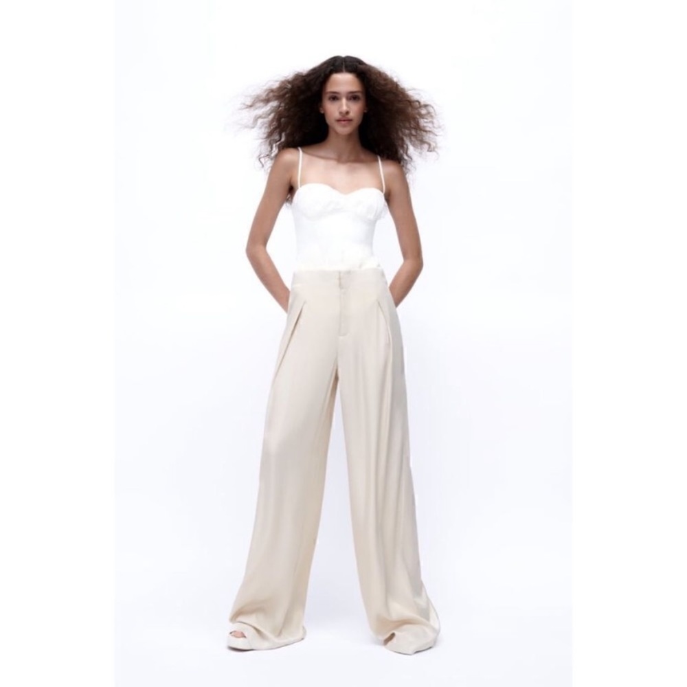 COPY Zara Soft Ivory Wide-Leg High Waist Trouser NWOT M Bloggers Mango